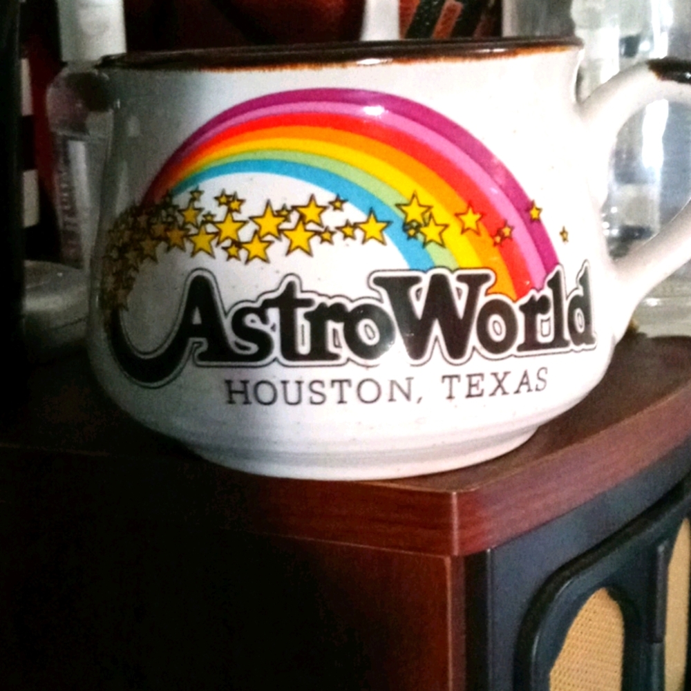 Vintage Astroworld mug